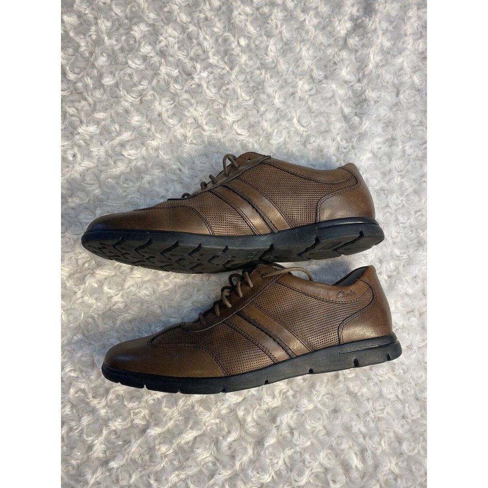 Clark’s men brown Tie oxford shoe size 9 Extra Lite Sole Comfort - Picture 4 of 10